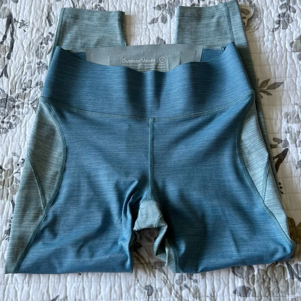 Outdoor Voices TechSweat 7/8 Two Tone Leggings in Blue • S - Picture 3 of 5